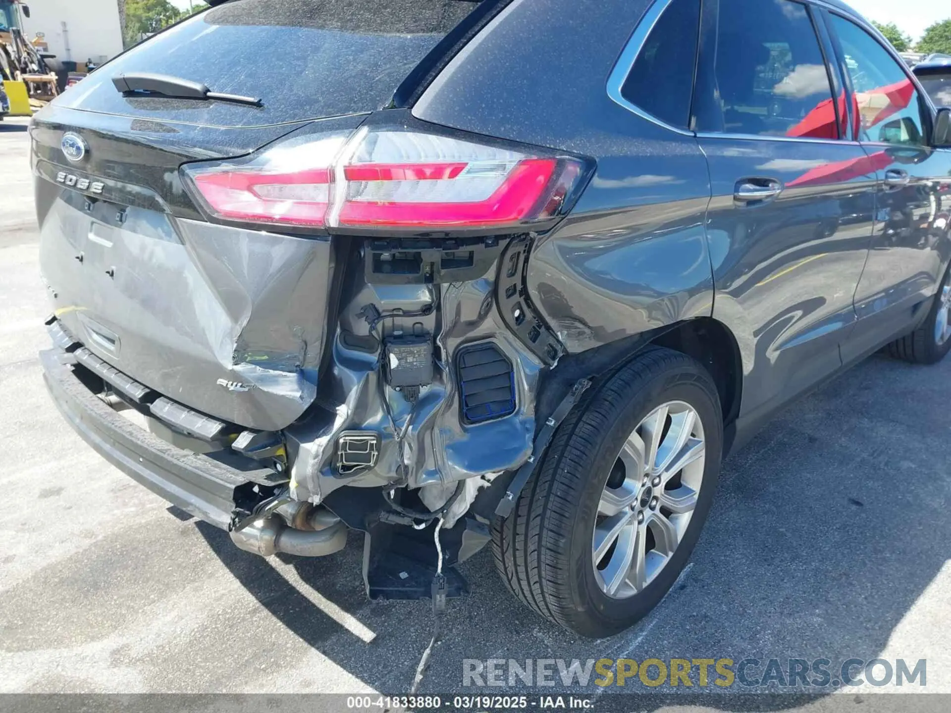 6 fotografías del automóvil dañado 2FMPK4K96RBA89544 FORD EDGE 2024