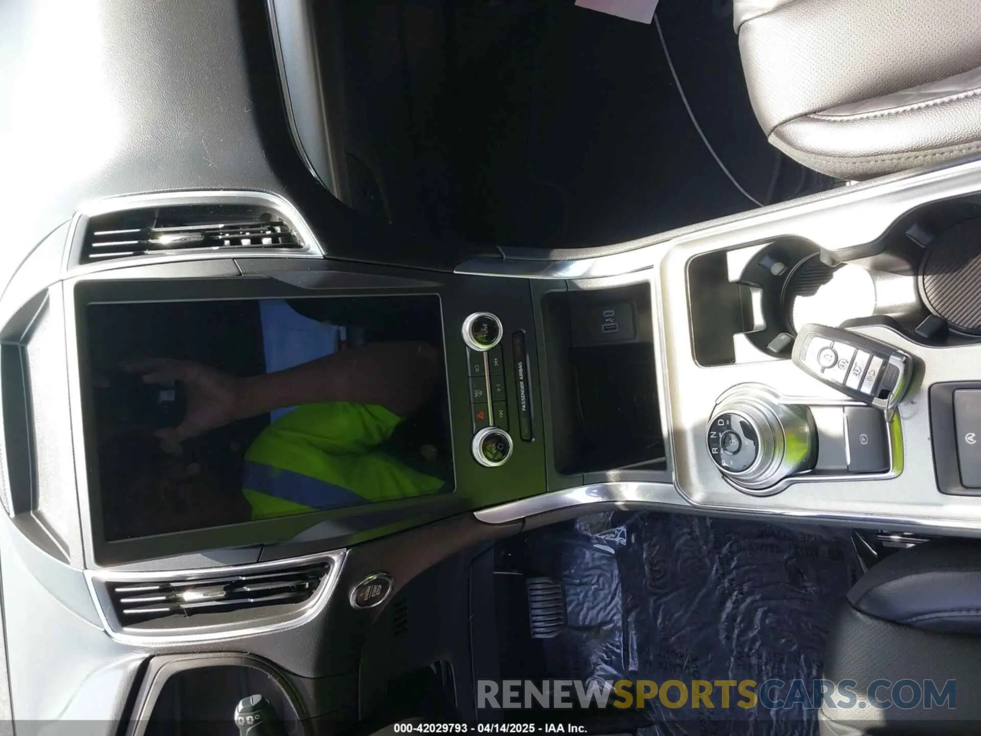 11 fotografías del automóvil dañado 2FMPK4K98RBB09731 FORD EDGE 2024