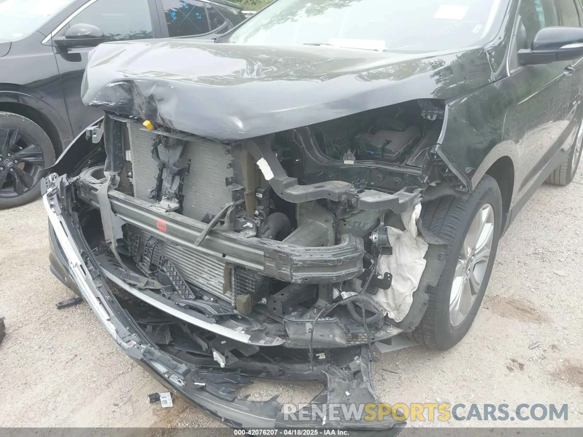 6 fotografías del automóvil dañado 2FMPK4K9XRBA90034 FORD EDGE 2024