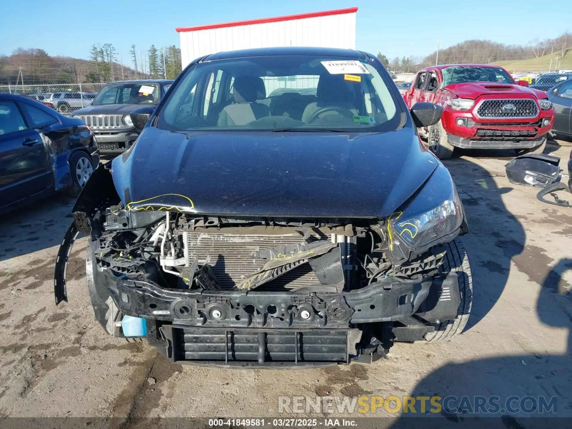 13 fotografías del automóvil dañado 1FMCU0F70KUB49375 FORD ESCAPE 2019
