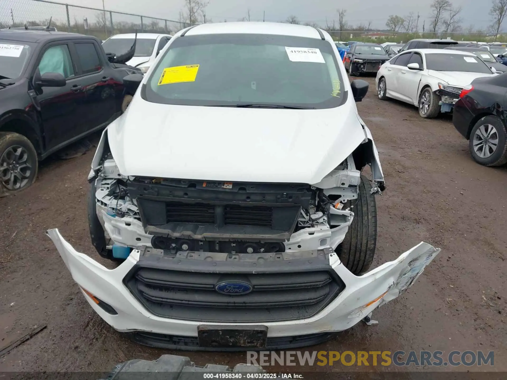 13 fotografías del automóvil dañado 1FMCU0F71KUB99590 FORD ESCAPE 2019