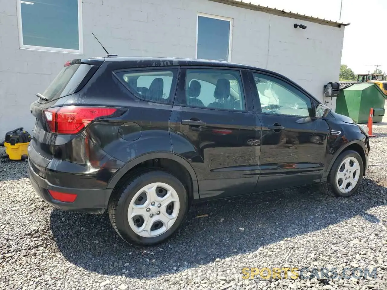 3 fotografías del automóvil dañado 1FMCU0F72KUA00711 FORD ESCAPE 2019