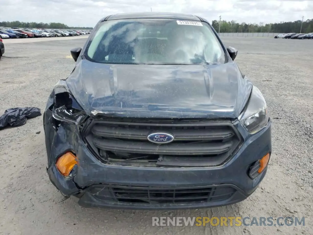 5 fotografías del automóvil dañado 1FMCU0F72KUA22756 FORD ESCAPE 2019