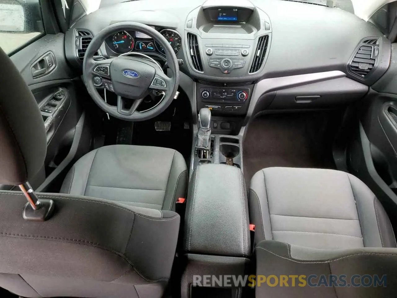 8 fotografías del automóvil dañado 1FMCU0F72KUA23079 FORD ESCAPE 2019