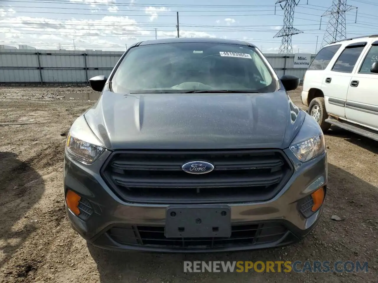 5 fotografías del automóvil dañado 1FMCU0F73KUB01921 FORD ESCAPE 2019