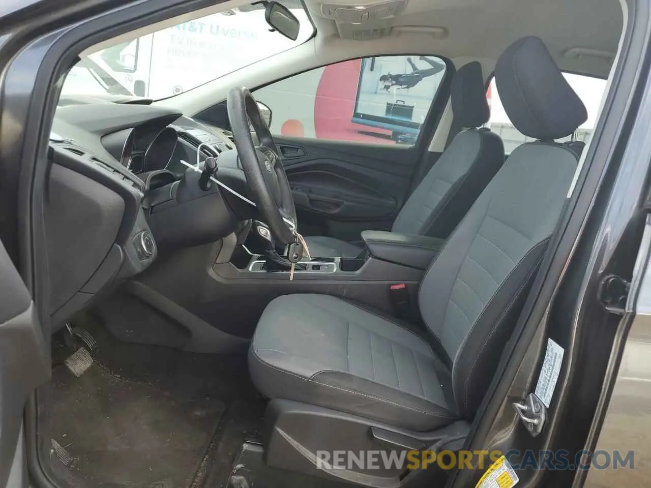 7 fotografías del automóvil dañado 1FMCU0F73KUB01921 FORD ESCAPE 2019