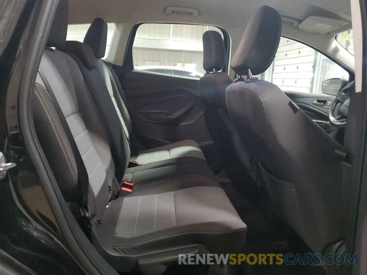 11 fotografías del automóvil dañado 1FMCU0F73KUB49919 FORD ESCAPE 2019