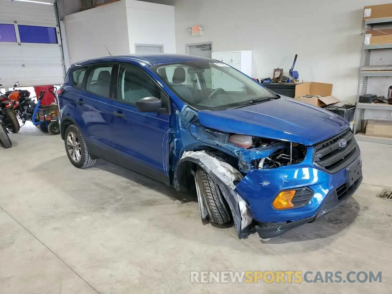4 fotografías del automóvil dañado 1FMCU0F73KUC57196 FORD ESCAPE 2019