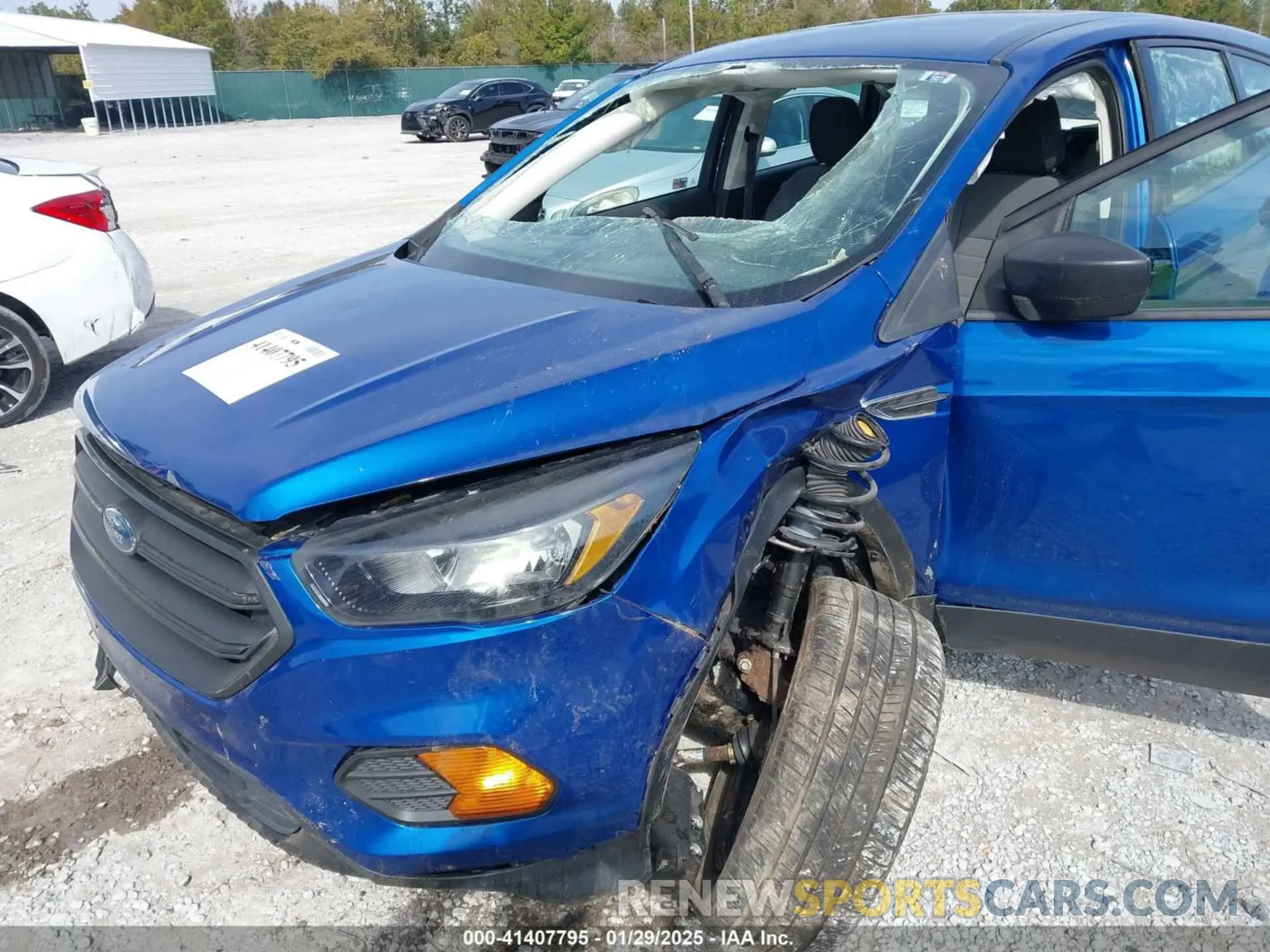 6 fotografías del automóvil dañado 1FMCU0F73KUC57358 FORD ESCAPE 2019