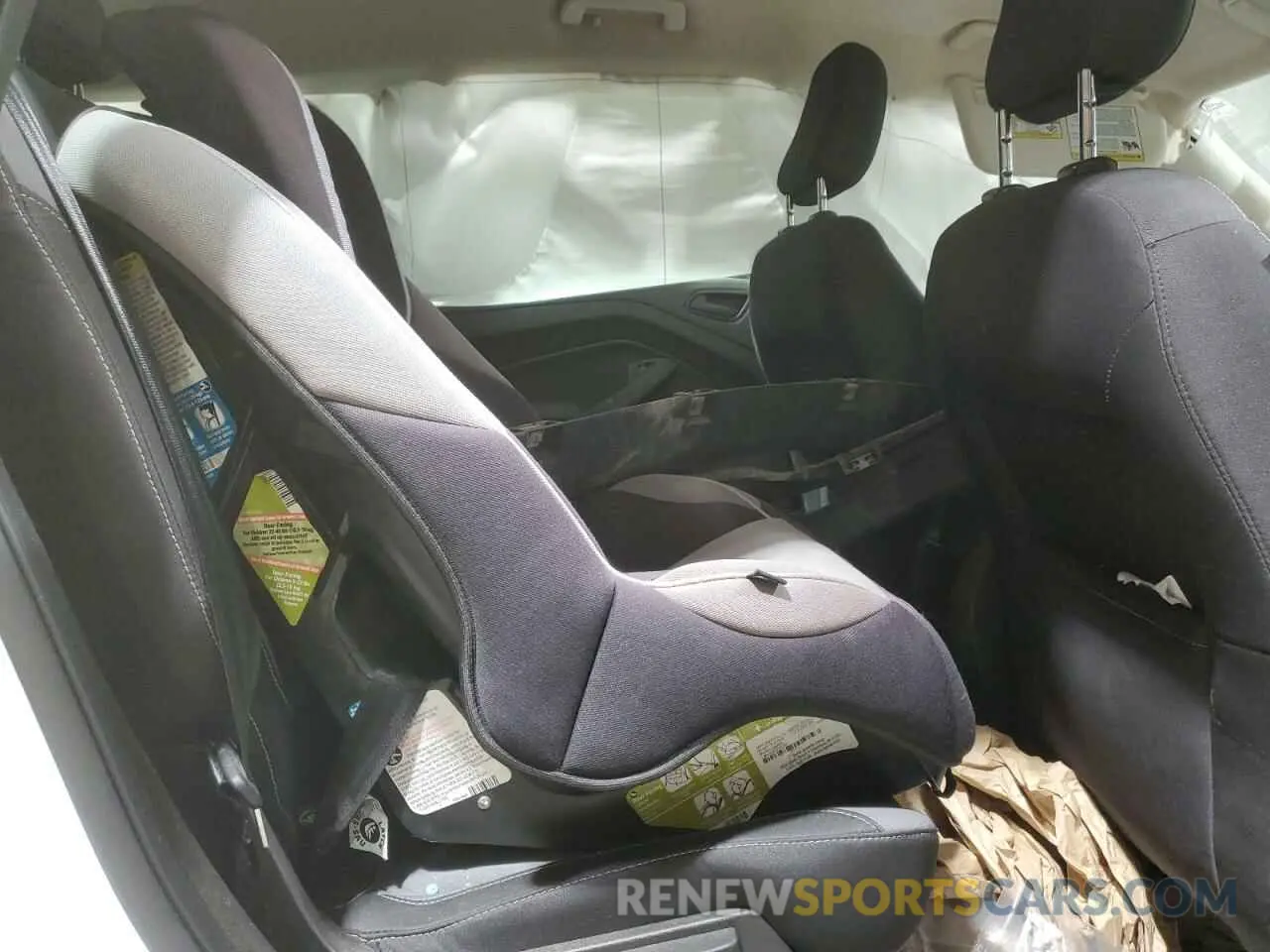 11 fotografías del automóvil dañado 1FMCU0F74KUA91366 FORD ESCAPE 2019