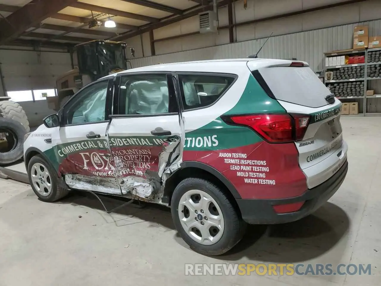 2 fotografías del automóvil dañado 1FMCU0F74KUA91366 FORD ESCAPE 2019