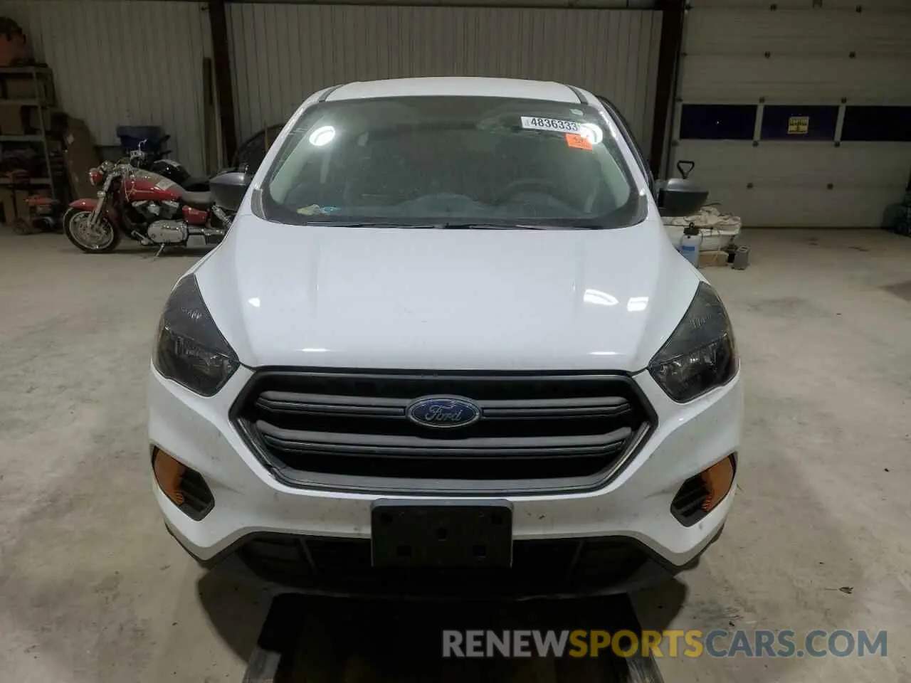 5 fotografías del automóvil dañado 1FMCU0F74KUA91366 FORD ESCAPE 2019