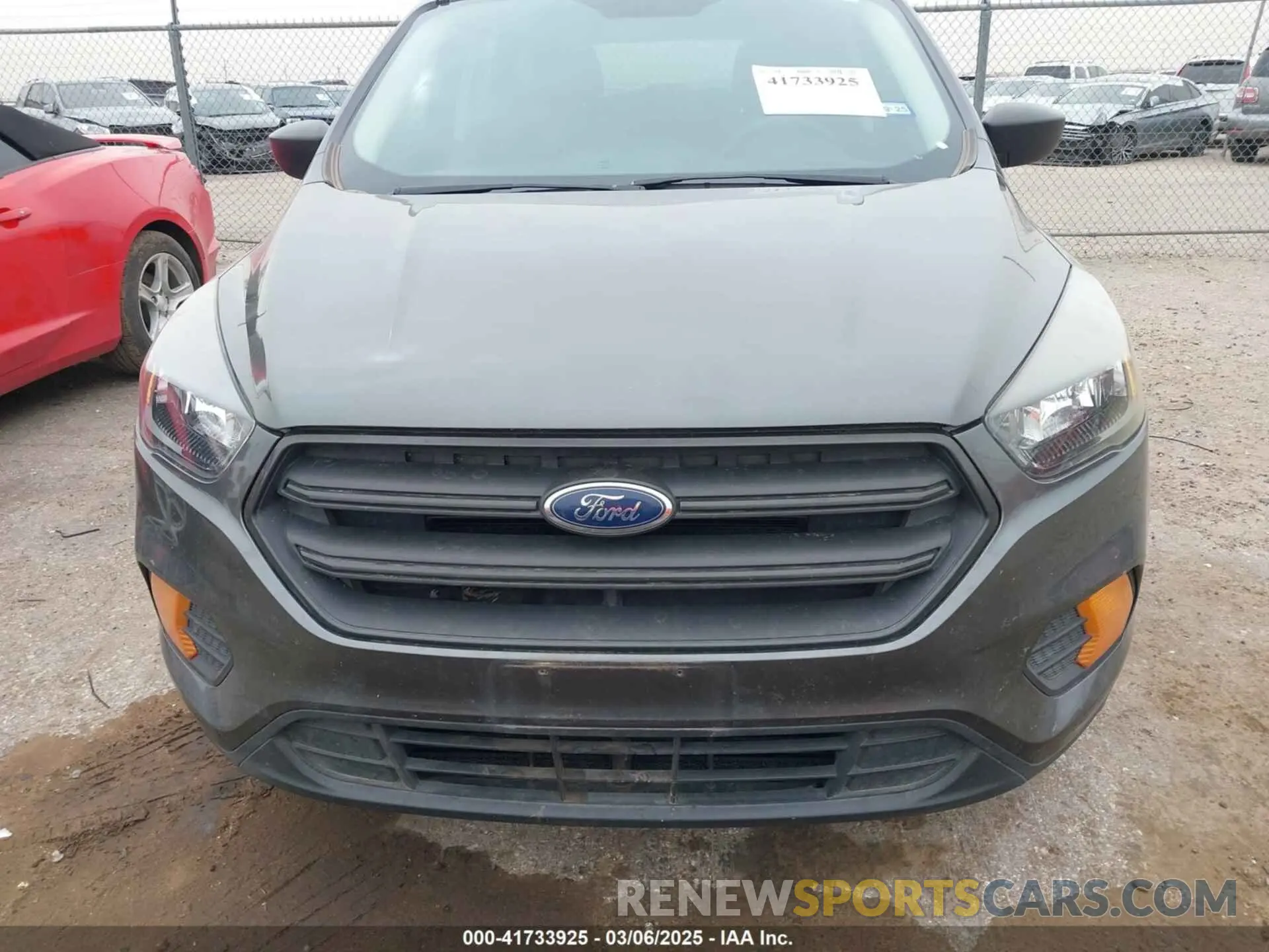 12 fotografías del automóvil dañado 1FMCU0F74KUB26214 FORD ESCAPE 2019