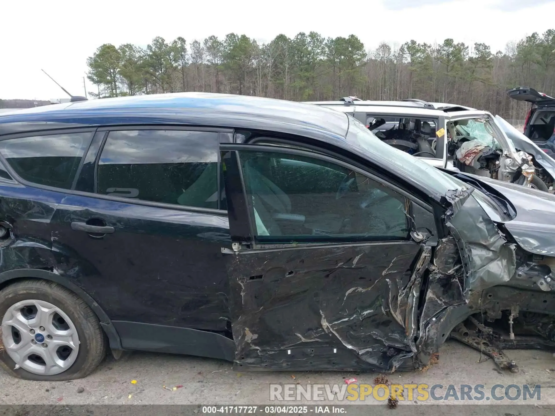 14 fotografías del automóvil dañado 1FMCU0F75KUB20308 FORD ESCAPE 2019