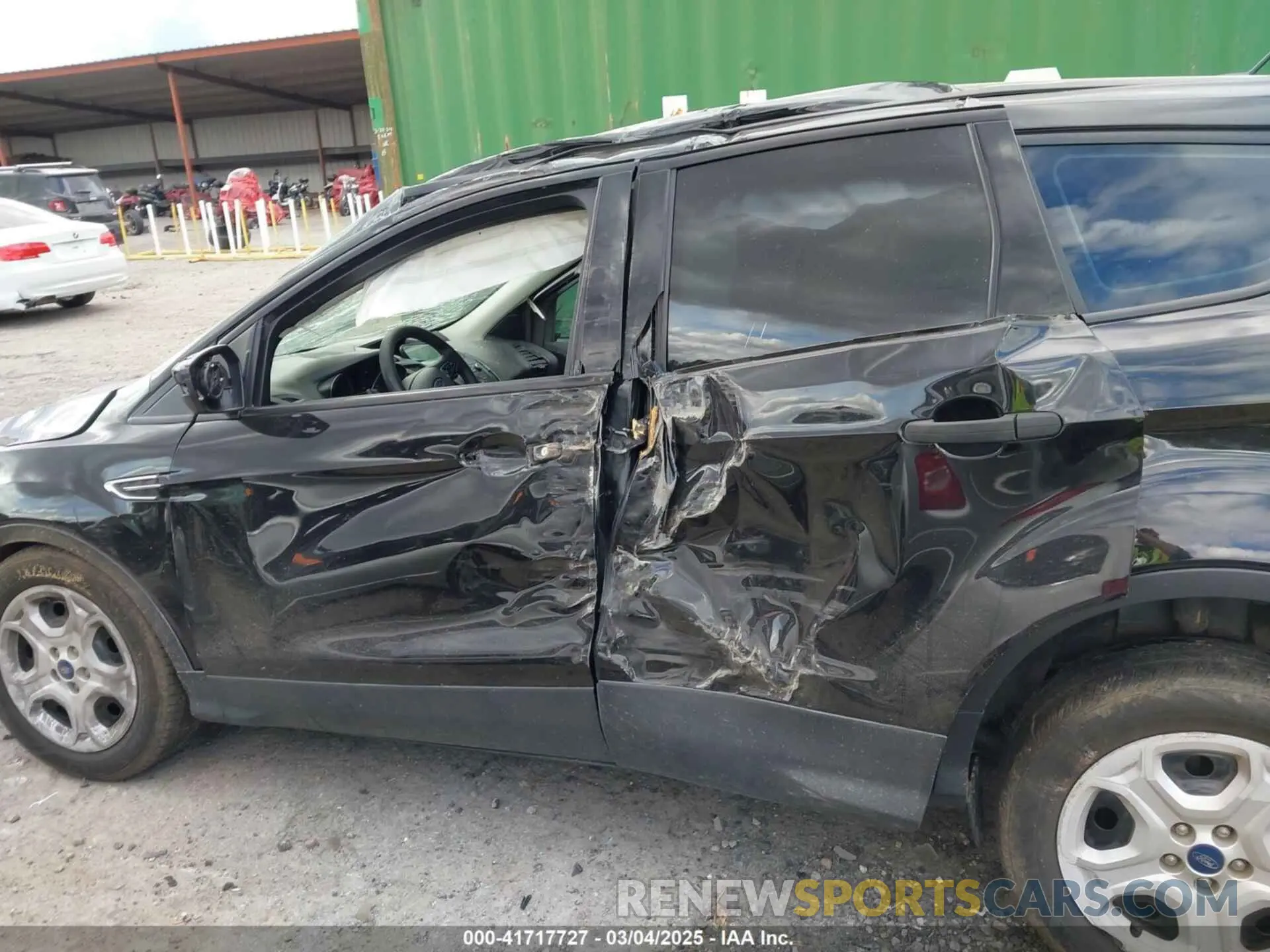 15 fotografías del automóvil dañado 1FMCU0F75KUB20308 FORD ESCAPE 2019