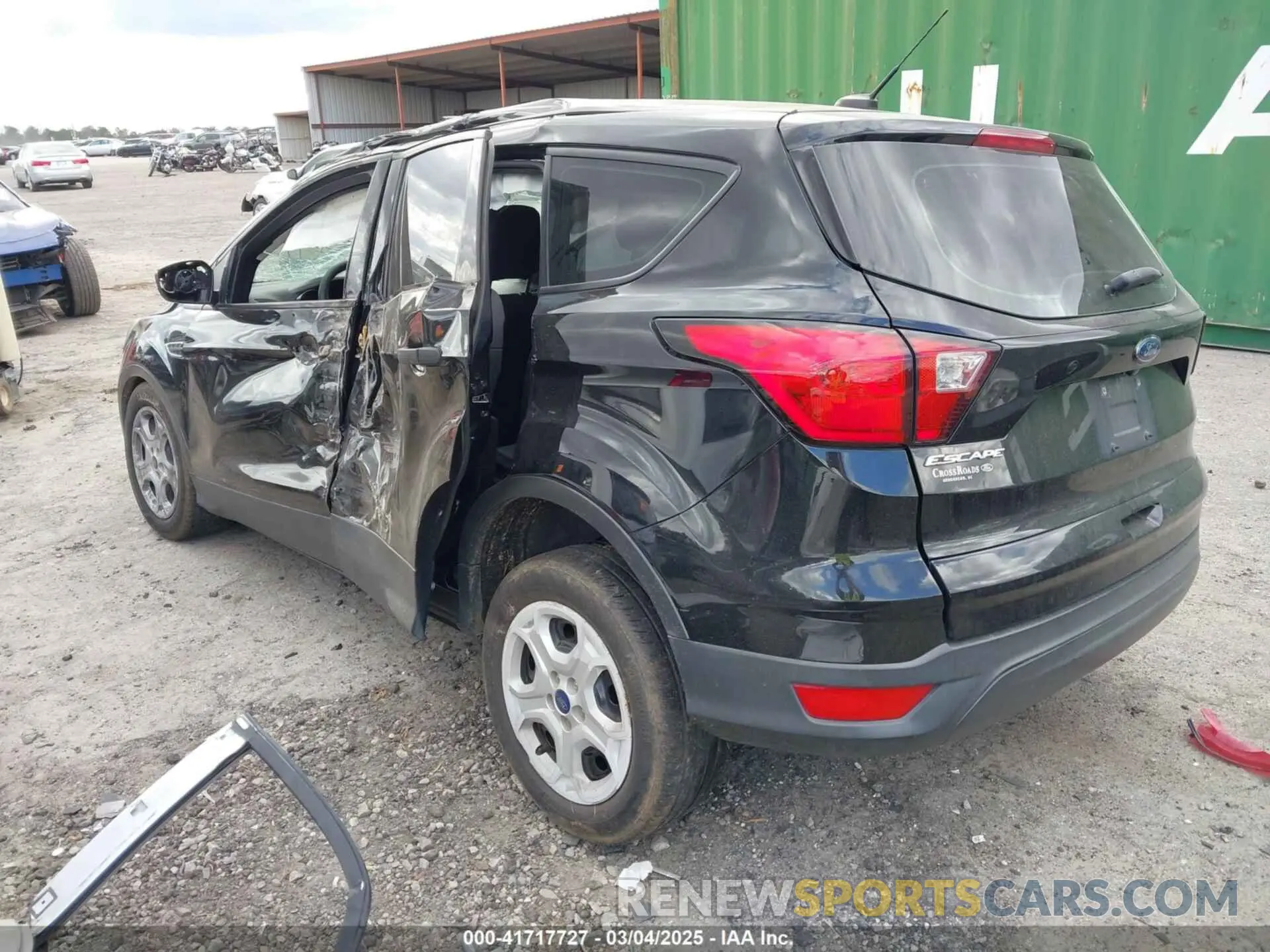 3 fotografías del automóvil dañado 1FMCU0F75KUB20308 FORD ESCAPE 2019