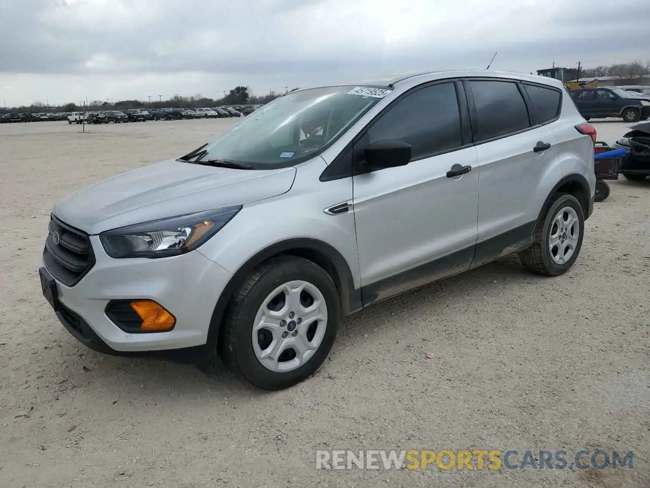 1 fotografías del automóvil dañado 1FMCU0F75KUC02555 FORD ESCAPE 2019
