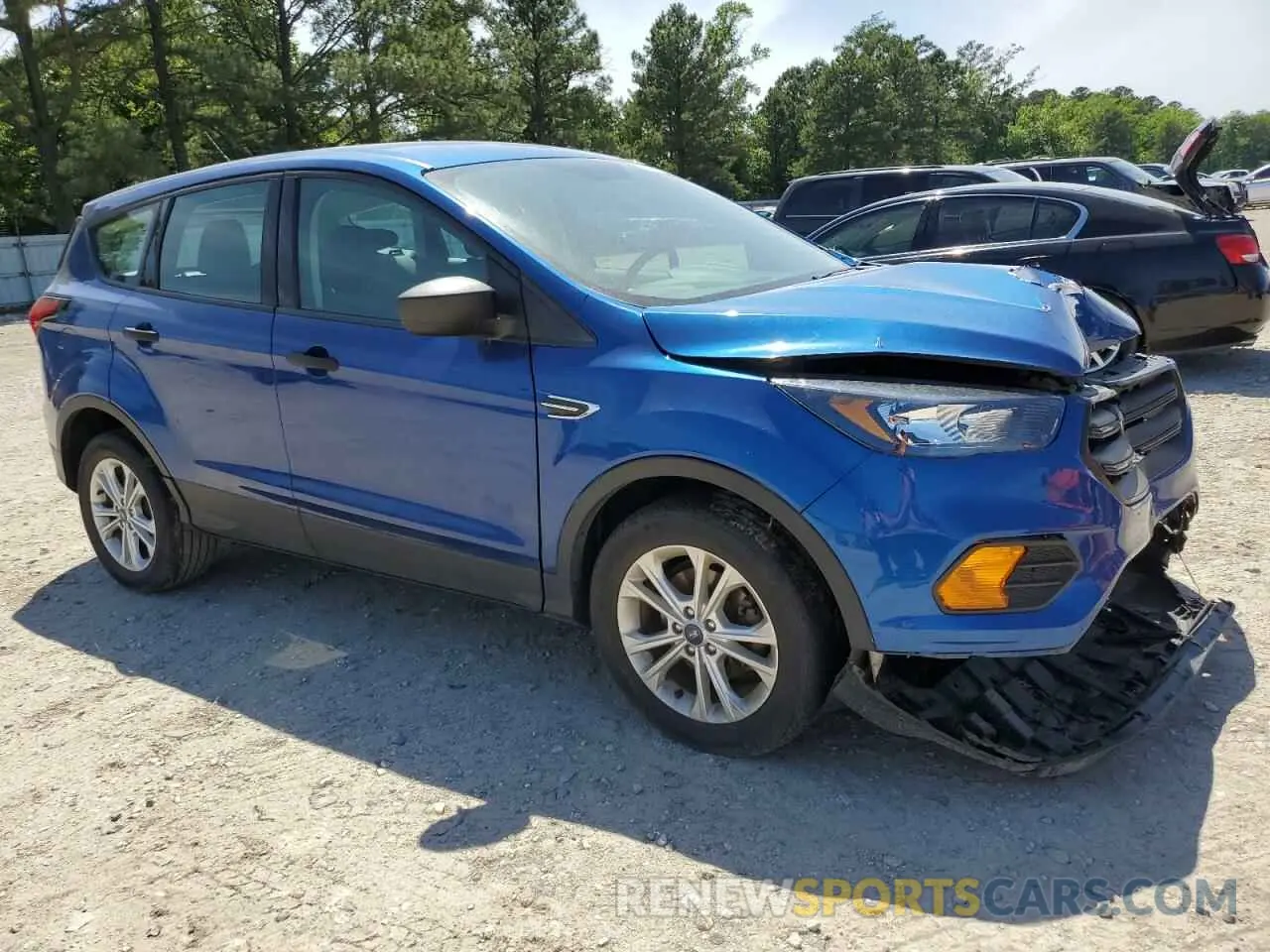 4 fotografías del automóvil dañado 1FMCU0F76KUA44792 FORD ESCAPE 2019