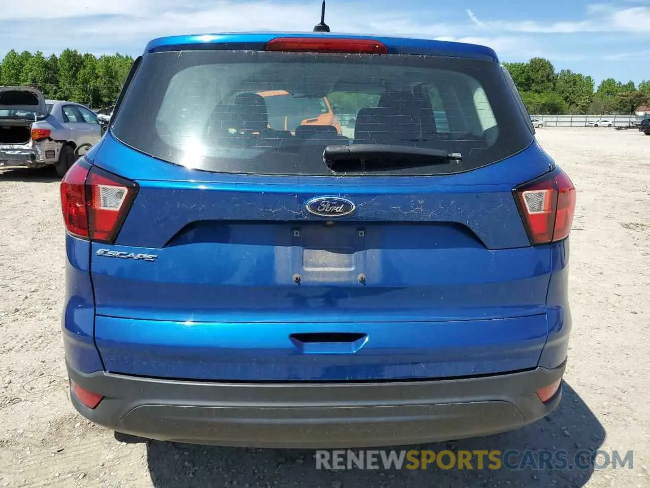 6 fotografías del automóvil dañado 1FMCU0F76KUA44792 FORD ESCAPE 2019