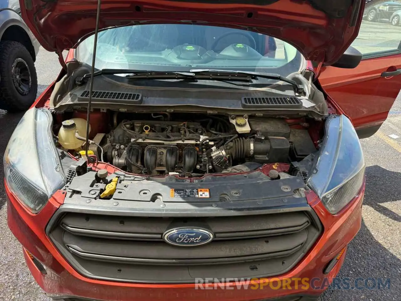 7 fotografías del automóvil dañado 1FMCU0F76KUB78010 FORD ESCAPE 2019