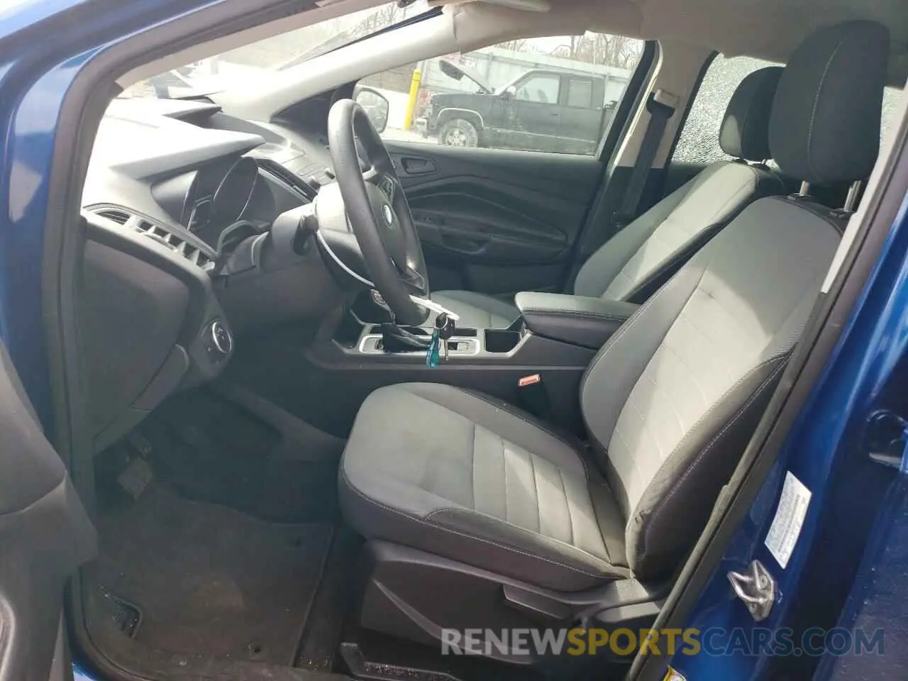 7 fotografías del automóvil dañado 1FMCU0F76KUB99181 FORD ESCAPE 2019