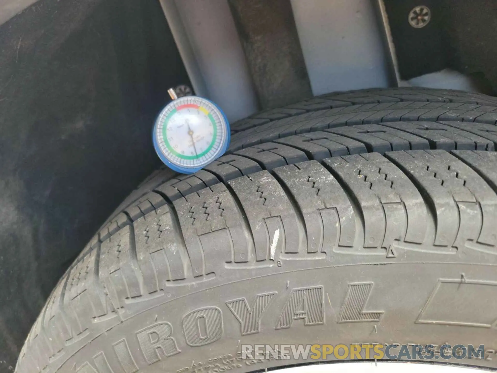 16 fotografías del automóvil dañado 1FMCU0F76KUC33507 FORD ESCAPE 2019