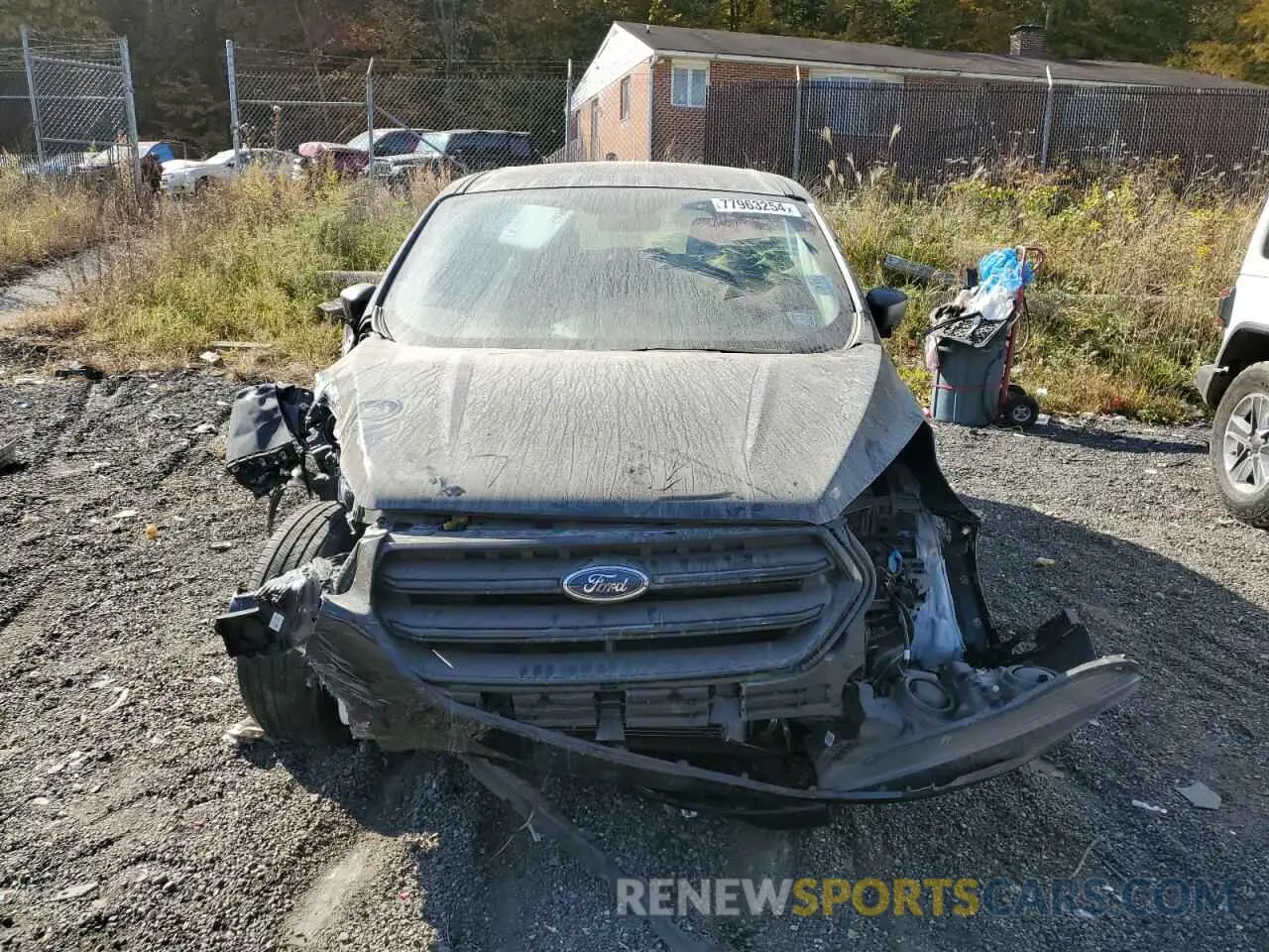 5 fotografías del automóvil dañado 1FMCU0F76KUC46905 FORD ESCAPE 2019