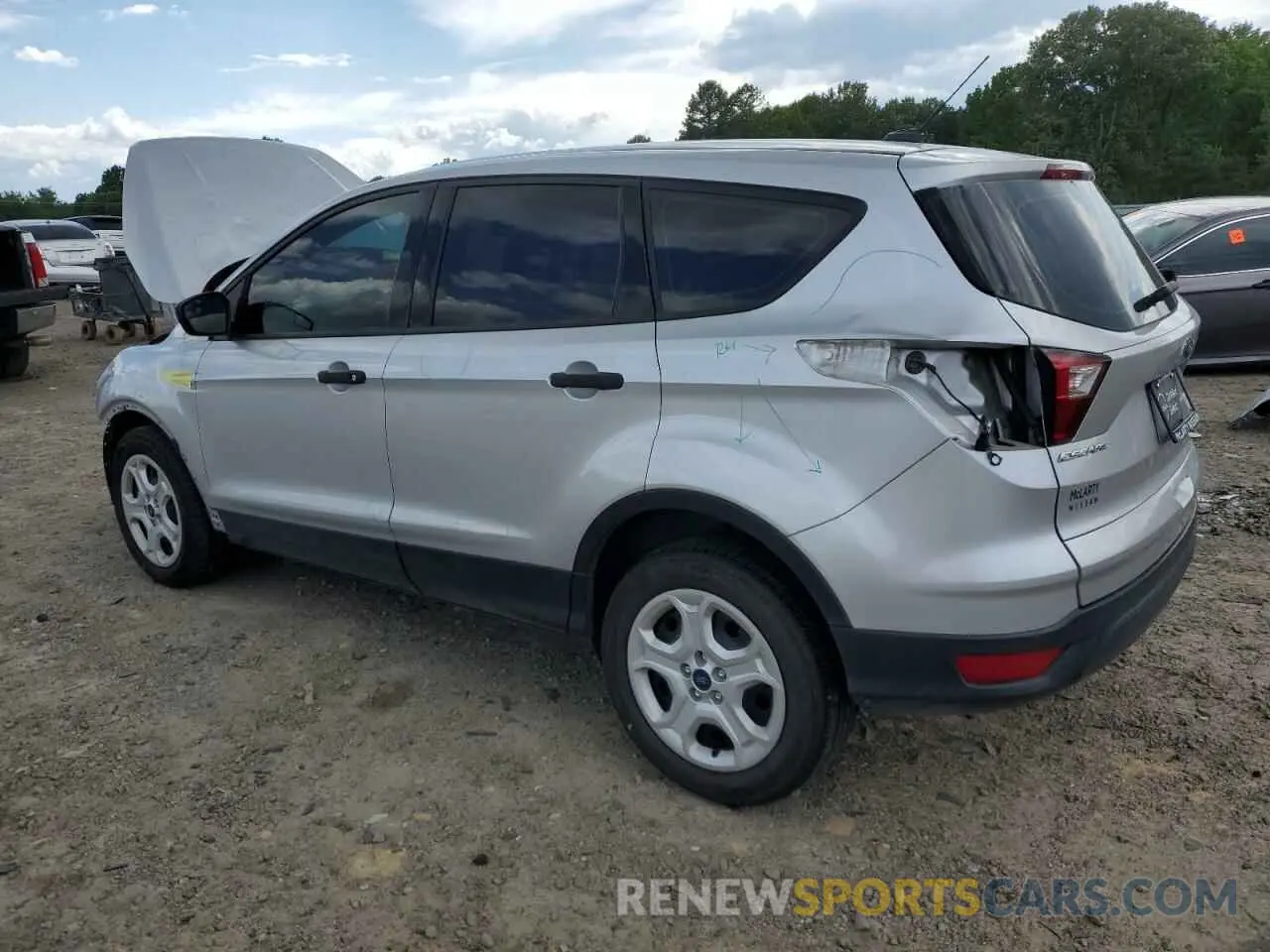 2 fotografías del automóvil dañado 1FMCU0F77KUA34580 FORD ESCAPE 2019
