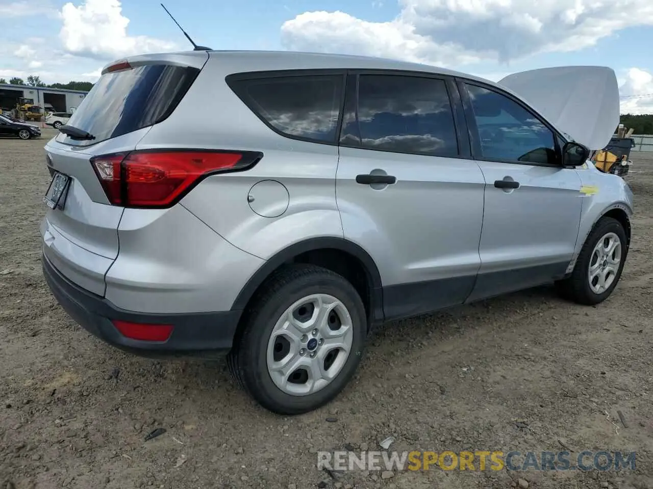 3 fotografías del automóvil dañado 1FMCU0F77KUA34580 FORD ESCAPE 2019