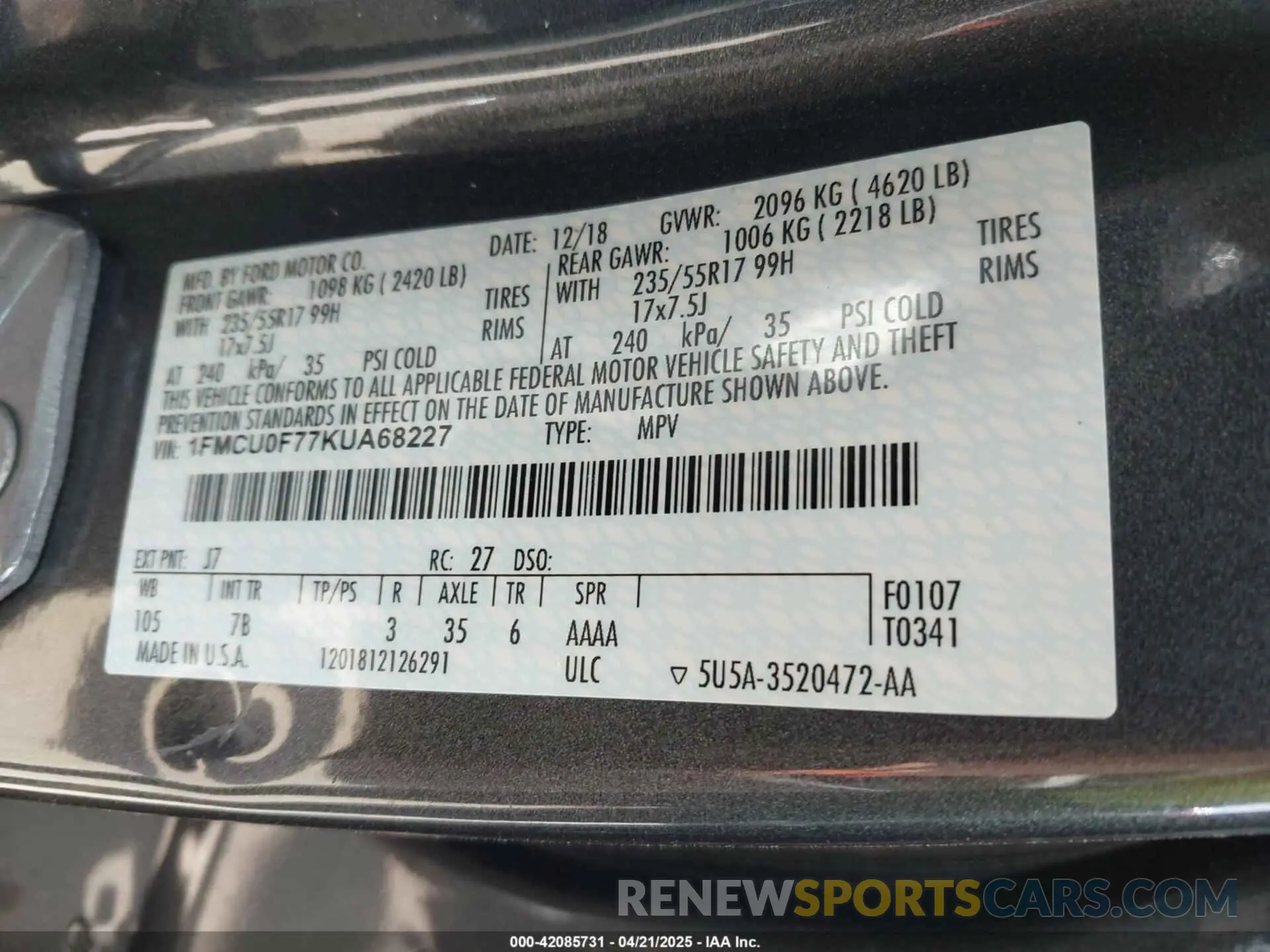 9 fotografías del automóvil dañado 1FMCU0F77KUA68227 FORD ESCAPE 2019