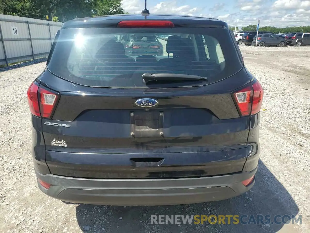6 fotografías del automóvil dañado 1FMCU0F77KUC45813 FORD ESCAPE 2019