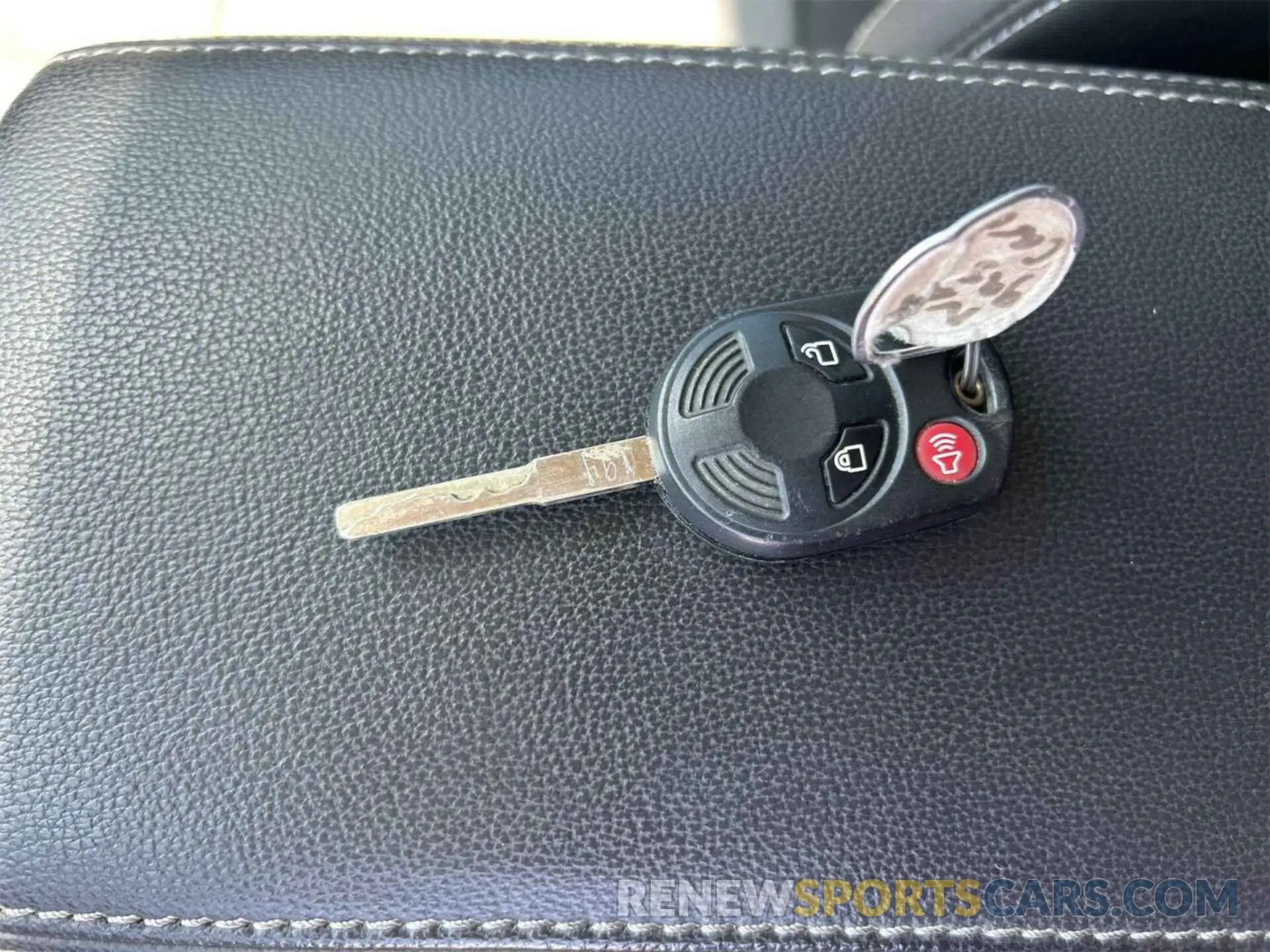 4 fotografías del automóvil dañado 1FMCU0F78KUA99745 FORD ESCAPE 2019