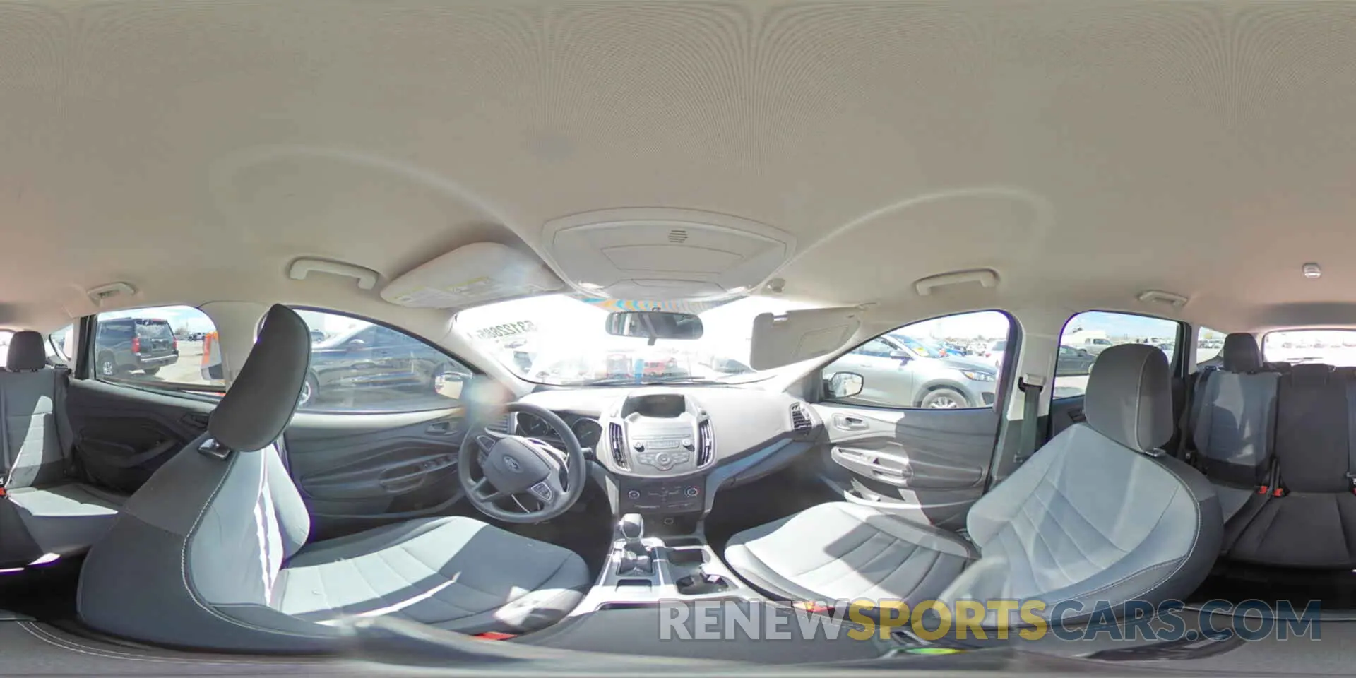 15 fotografías del automóvil dañado 1FMCU0F78KUB04667 FORD ESCAPE 2019