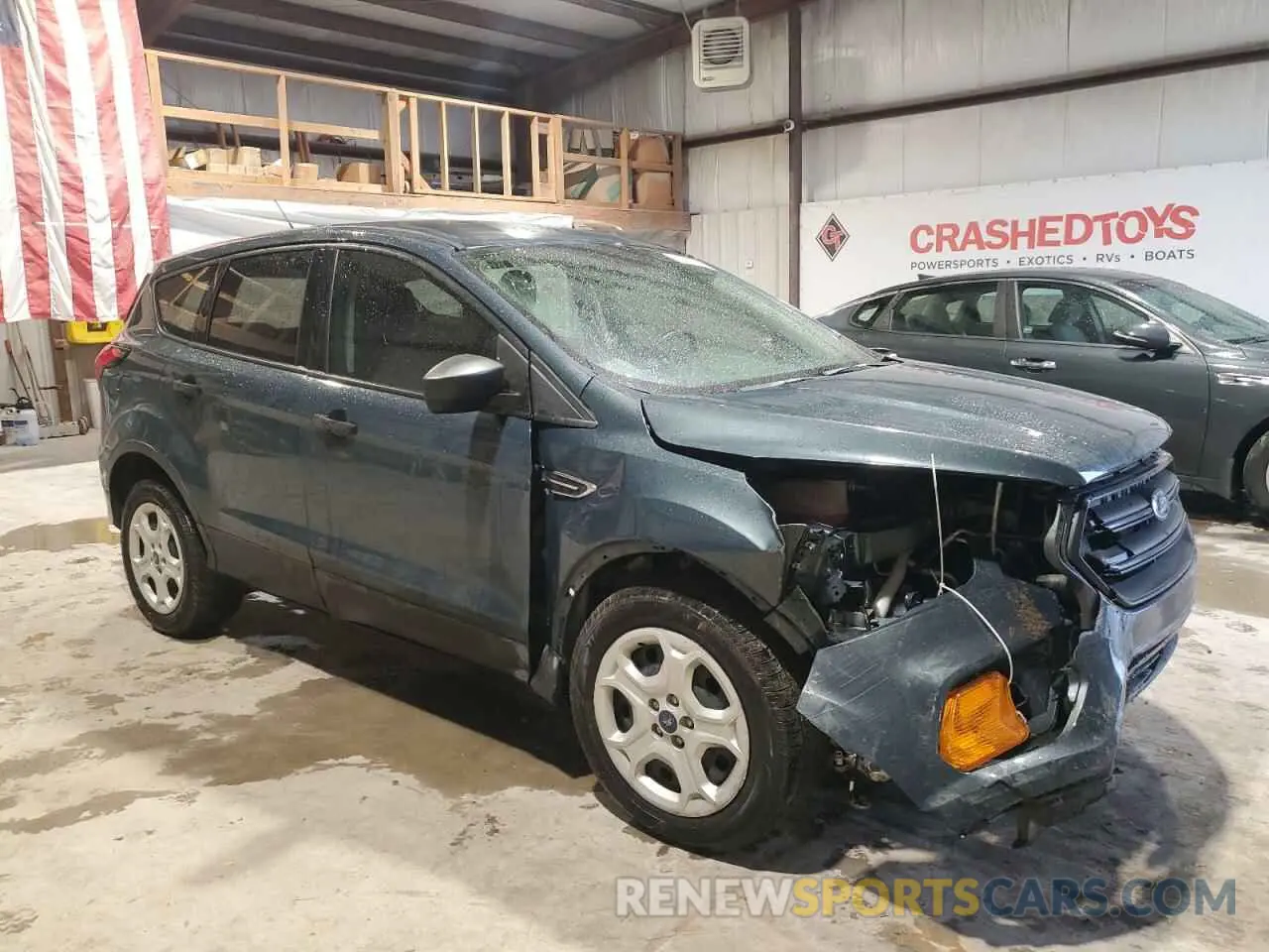 4 fotografías del automóvil dañado 1FMCU0F79KUA38517 FORD ESCAPE 2019