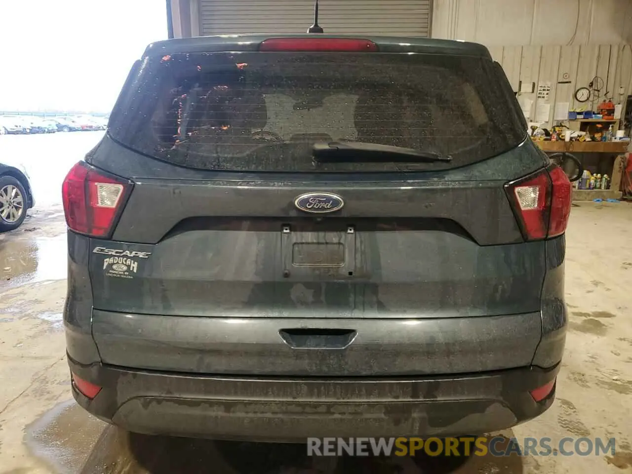 6 fotografías del automóvil dañado 1FMCU0F79KUA38517 FORD ESCAPE 2019