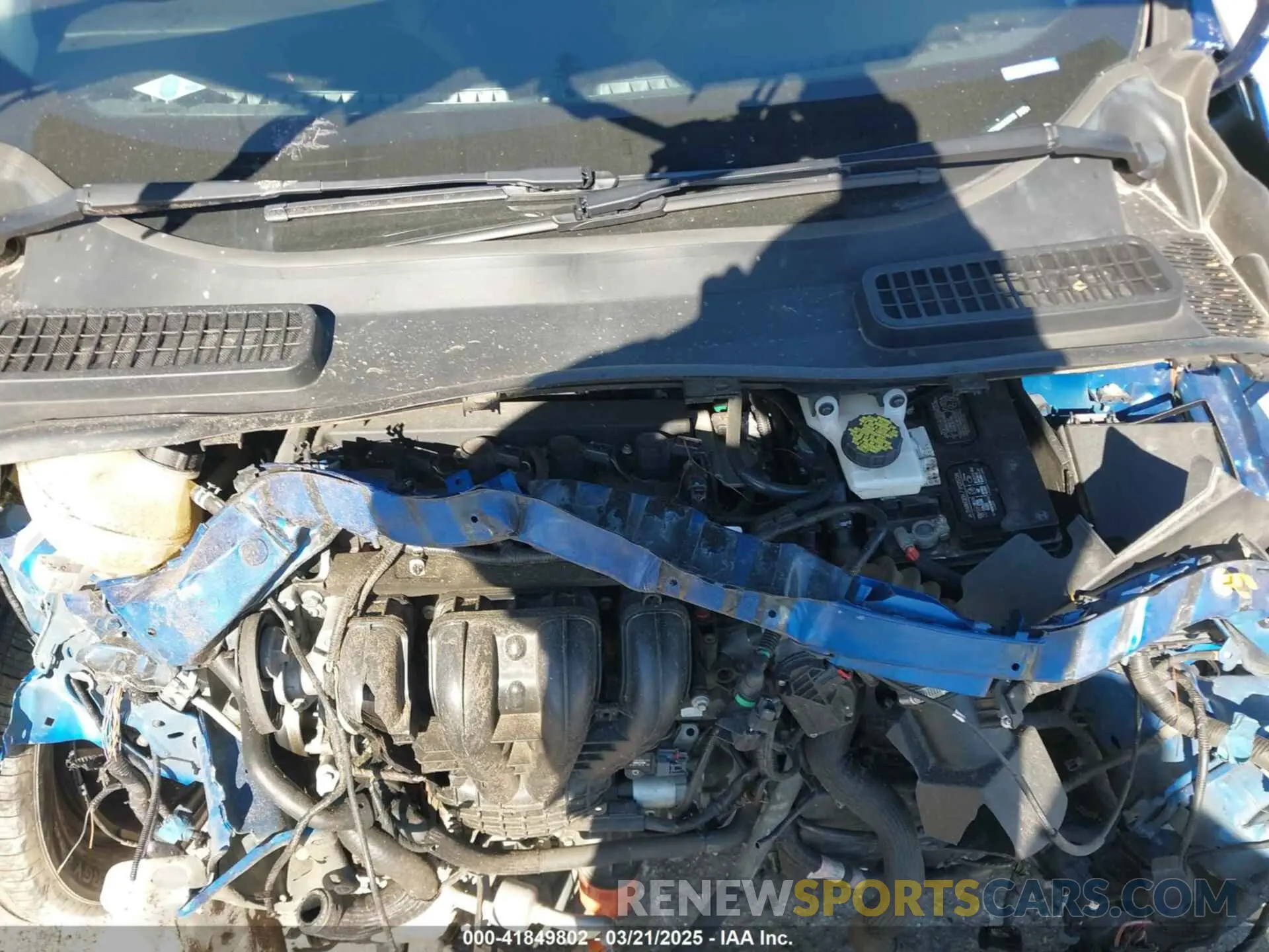 10 fotografías del automóvil dañado 1FMCU0F79KUA38758 FORD ESCAPE 2019