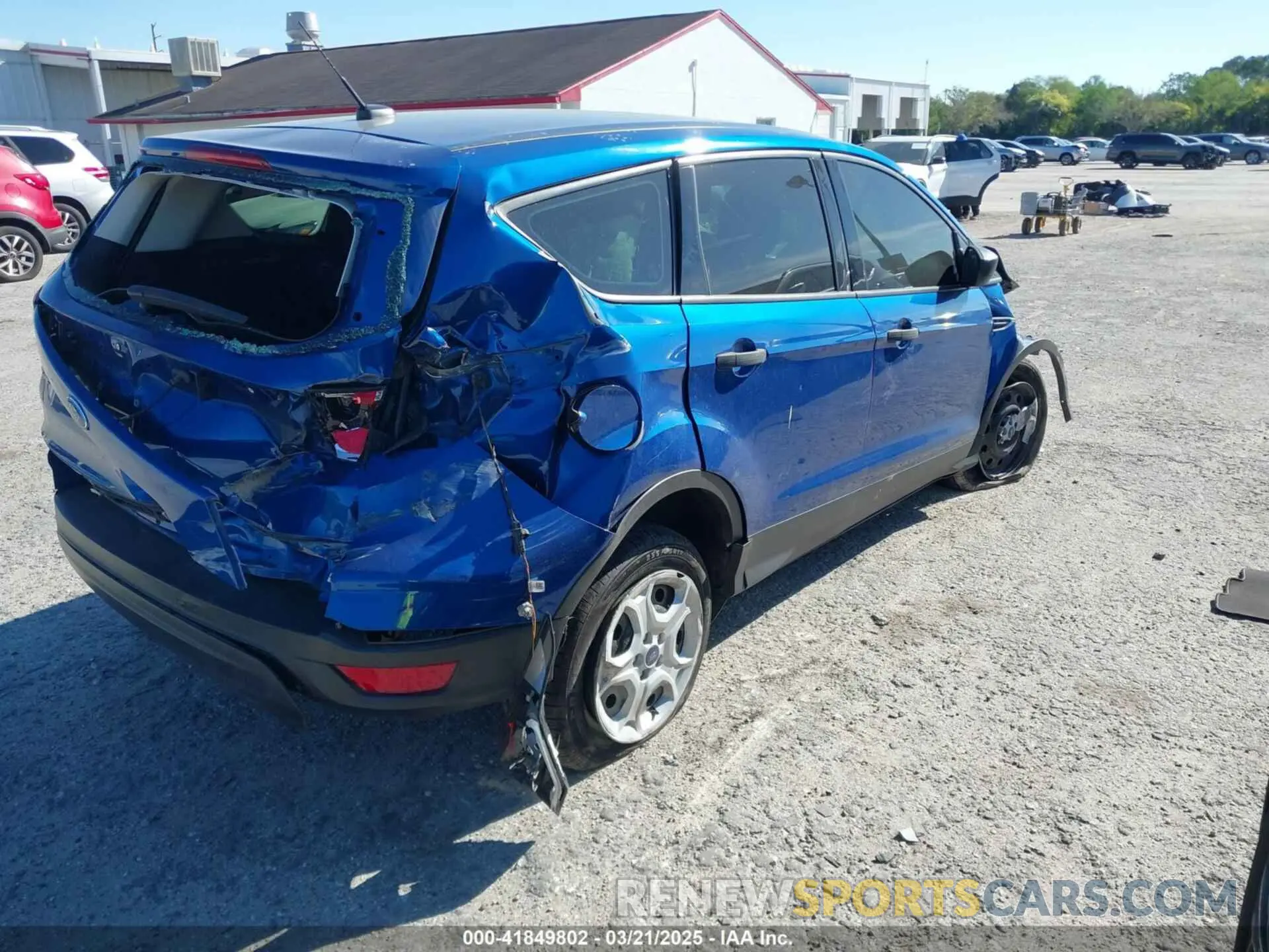 4 fotografías del automóvil dañado 1FMCU0F79KUA38758 FORD ESCAPE 2019