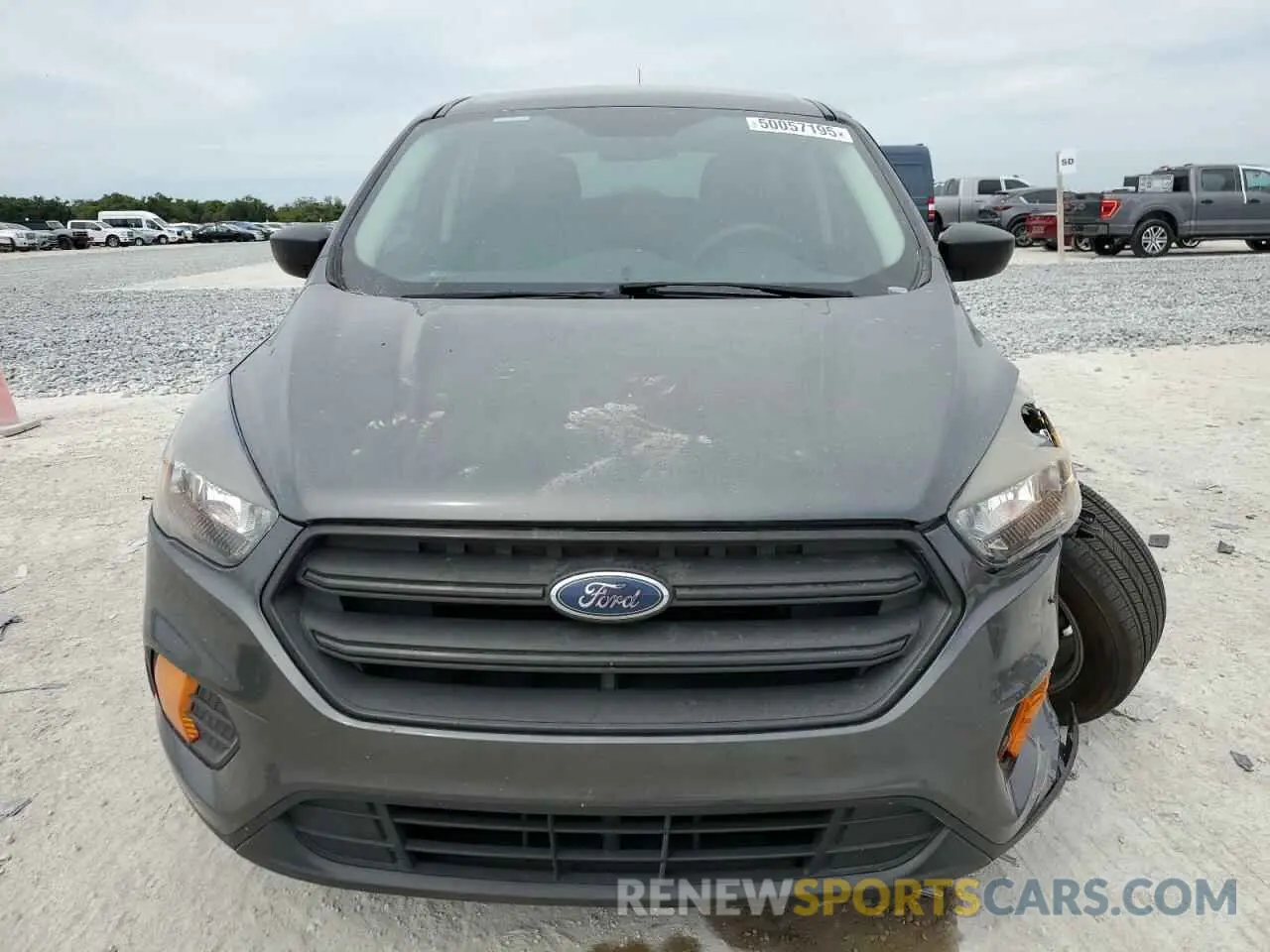 5 fotografías del automóvil dañado 1FMCU0F79KUA90102 FORD ESCAPE 2019