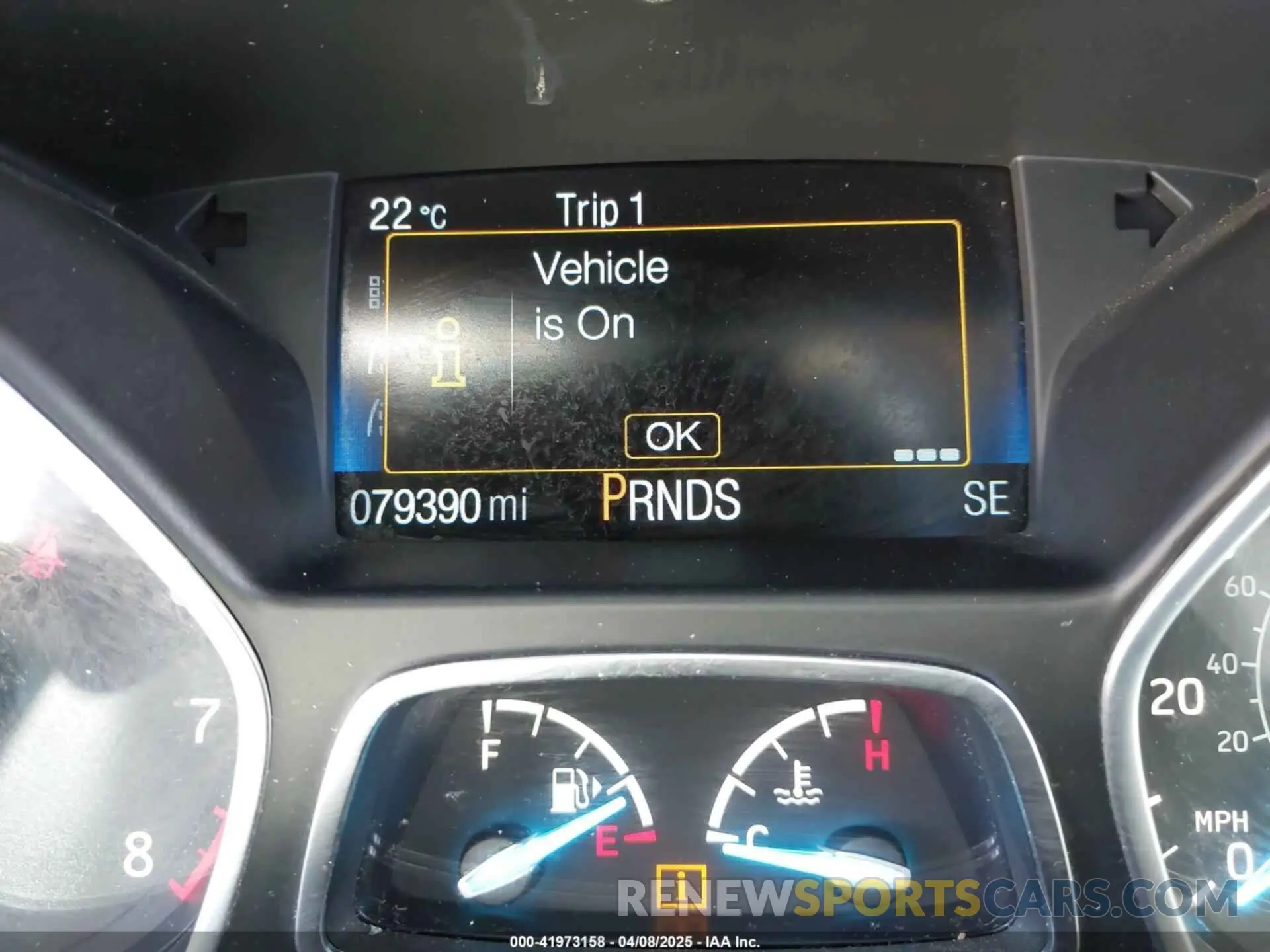 15 fotografías del automóvil dañado 1FMCU0F79KUC25482 FORD ESCAPE 2019
