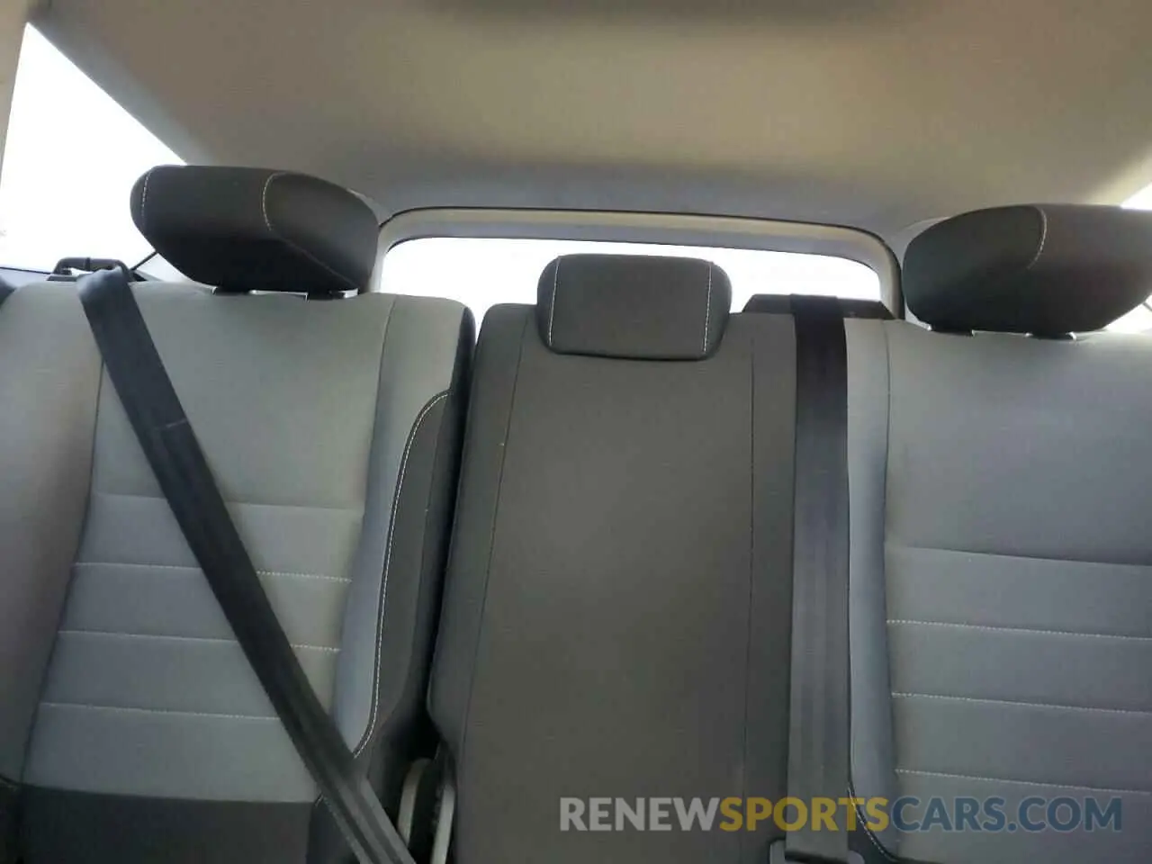 10 fotografías del automóvil dañado 1FMCU0F7XKUA89394 FORD ESCAPE 2019