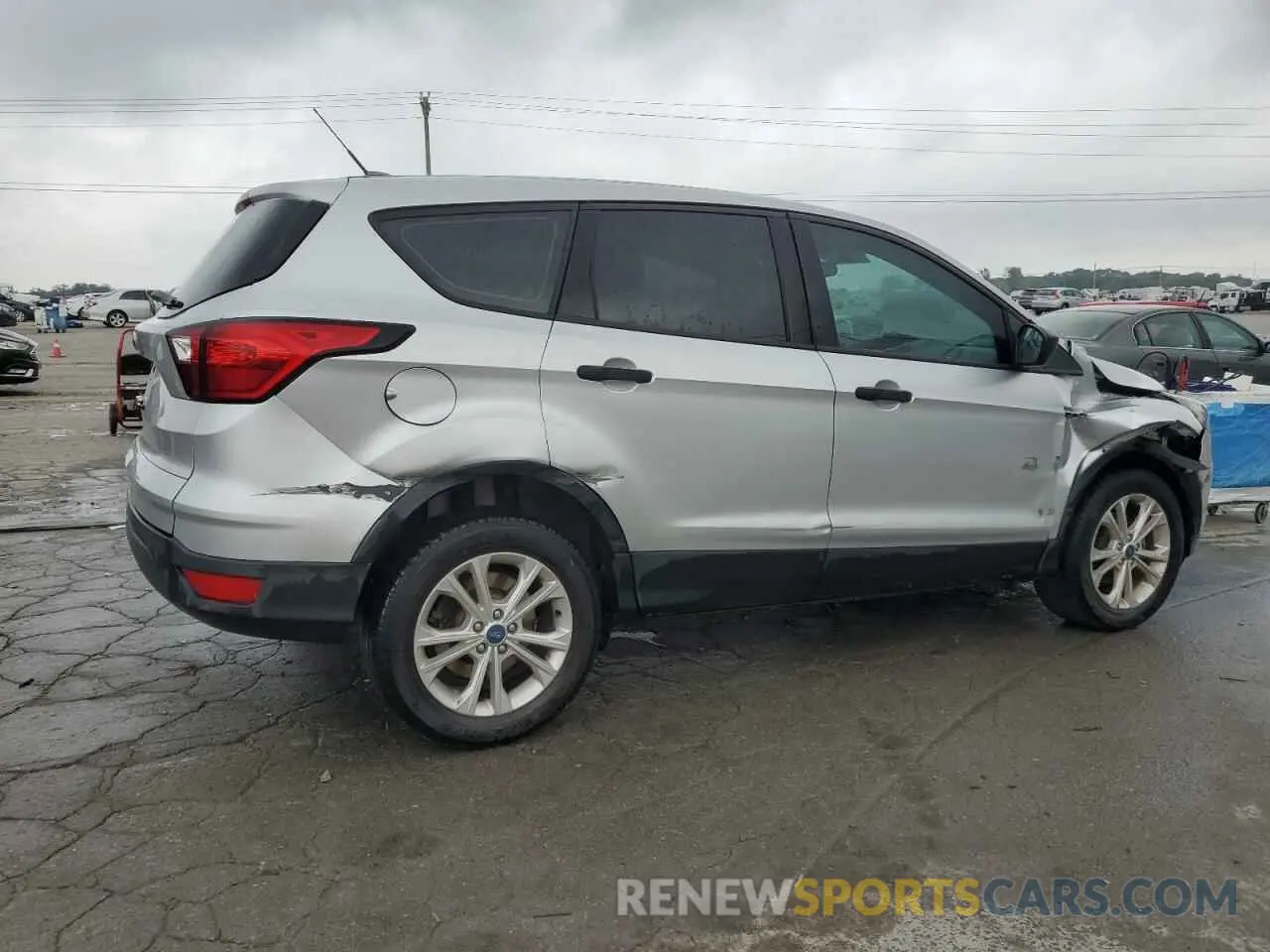 3 fotografías del automóvil dañado 1FMCU0F7XKUA89394 FORD ESCAPE 2019