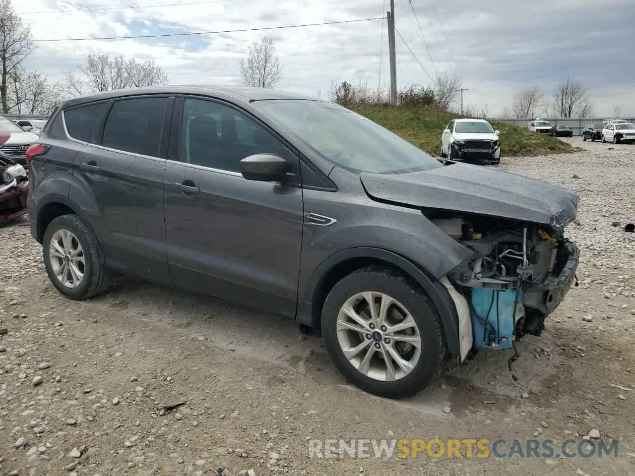 4 fotografías del automóvil dañado 1FMCU0GD0KUA15969 FORD ESCAPE 2019
