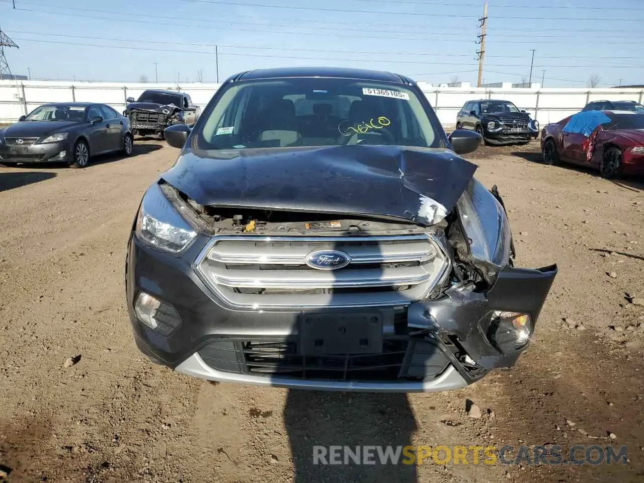 5 fotografías del automóvil dañado 1FMCU0GD0KUA30813 FORD ESCAPE 2019