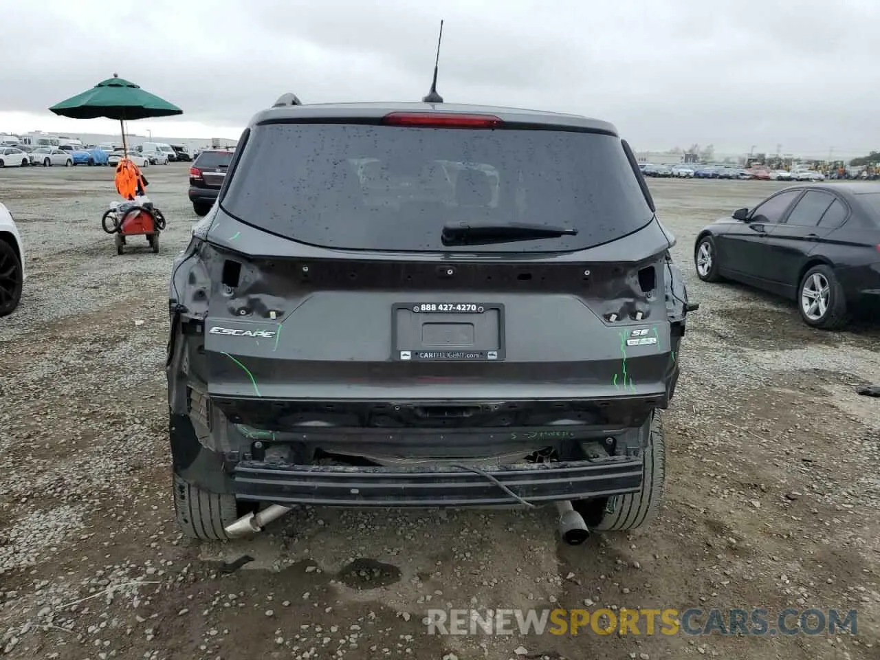6 fotografías del automóvil dañado 1FMCU0GD0KUA80546 FORD ESCAPE 2019