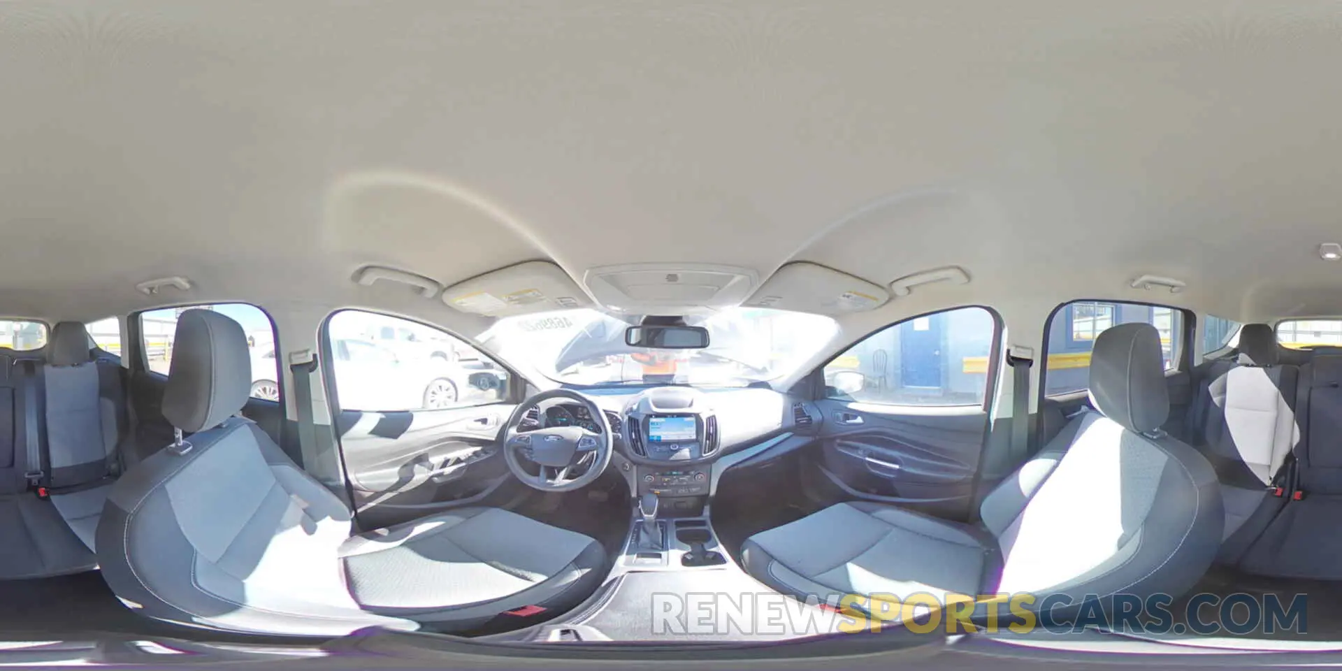 13 fotografías del automóvil dañado 1FMCU0GD0KUB14291 FORD ESCAPE 2019