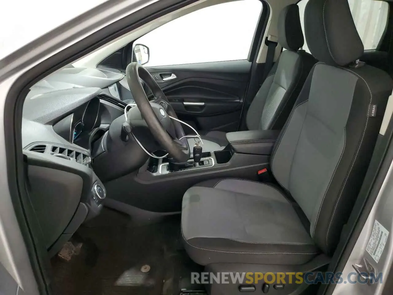 7 fotografías del automóvil dañado 1FMCU0GD0KUB31057 FORD ESCAPE 2019