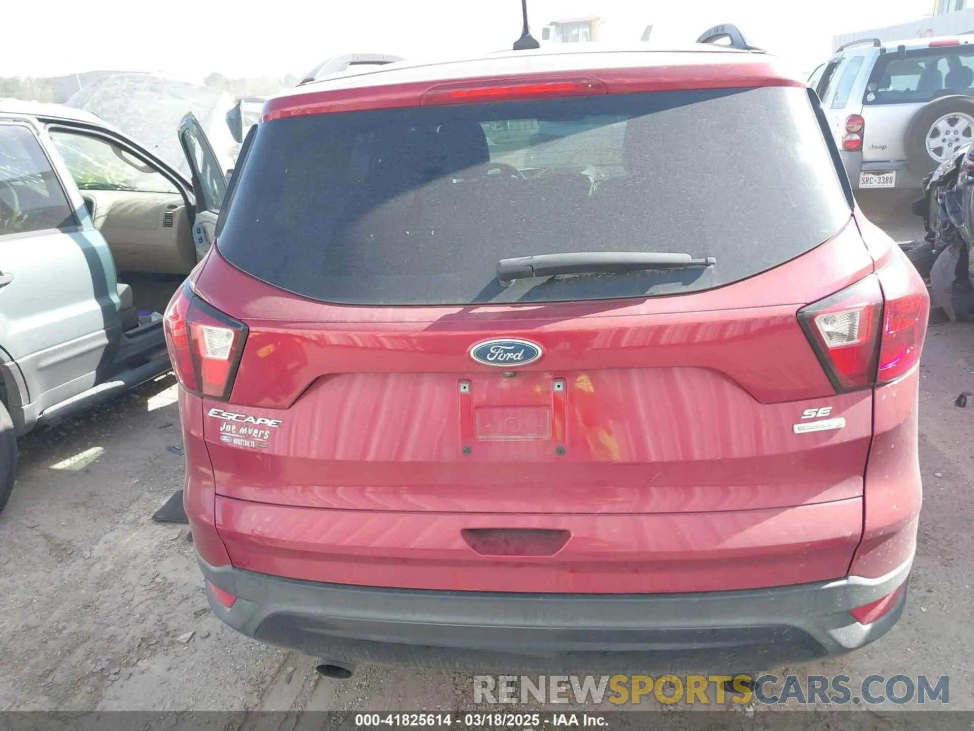 16 fotografías del automóvil dañado 1FMCU0GD1KUA17486 FORD ESCAPE 2019