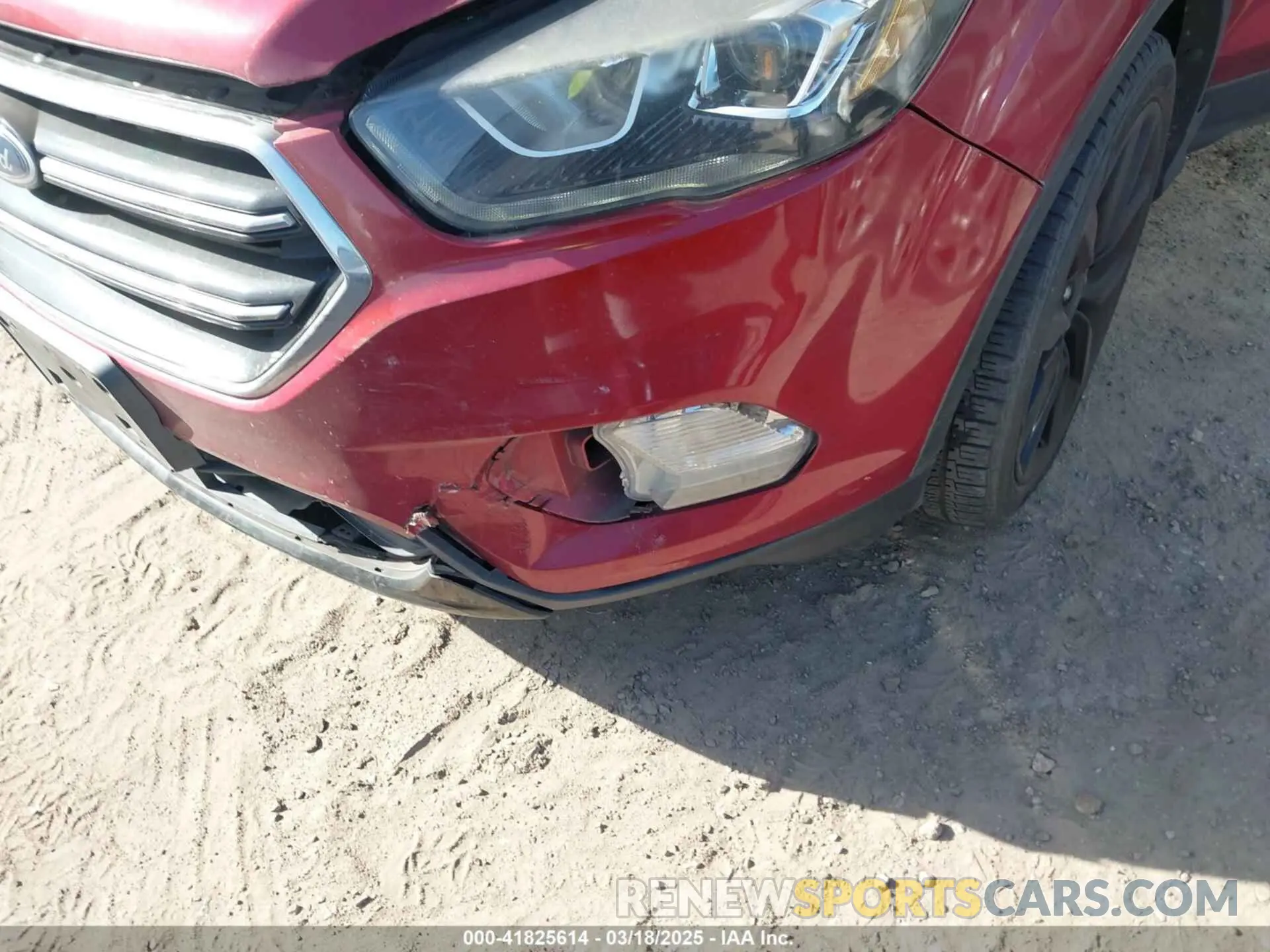 6 fotografías del automóvil dañado 1FMCU0GD1KUA17486 FORD ESCAPE 2019