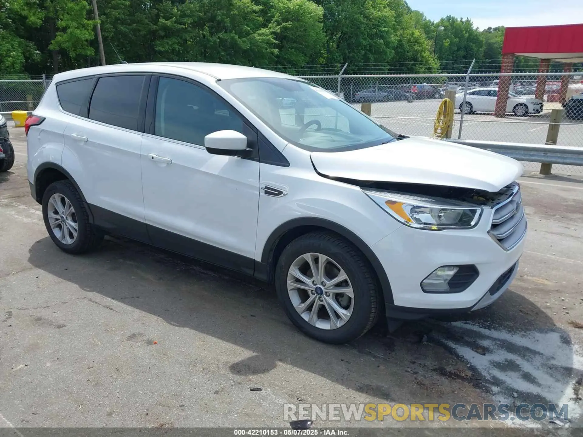 1 fotografías del automóvil dañado 1FMCU0GD1KUA90714 FORD ESCAPE 2019