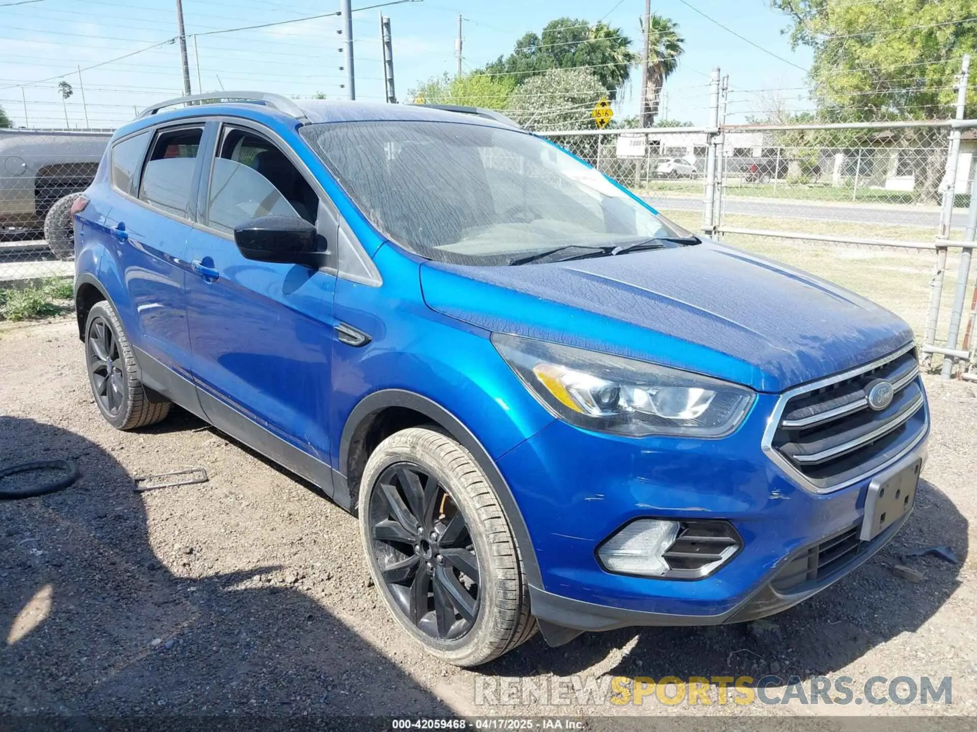 1 fotografías del automóvil dañado 1FMCU0GD1KUB00318 FORD ESCAPE 2019